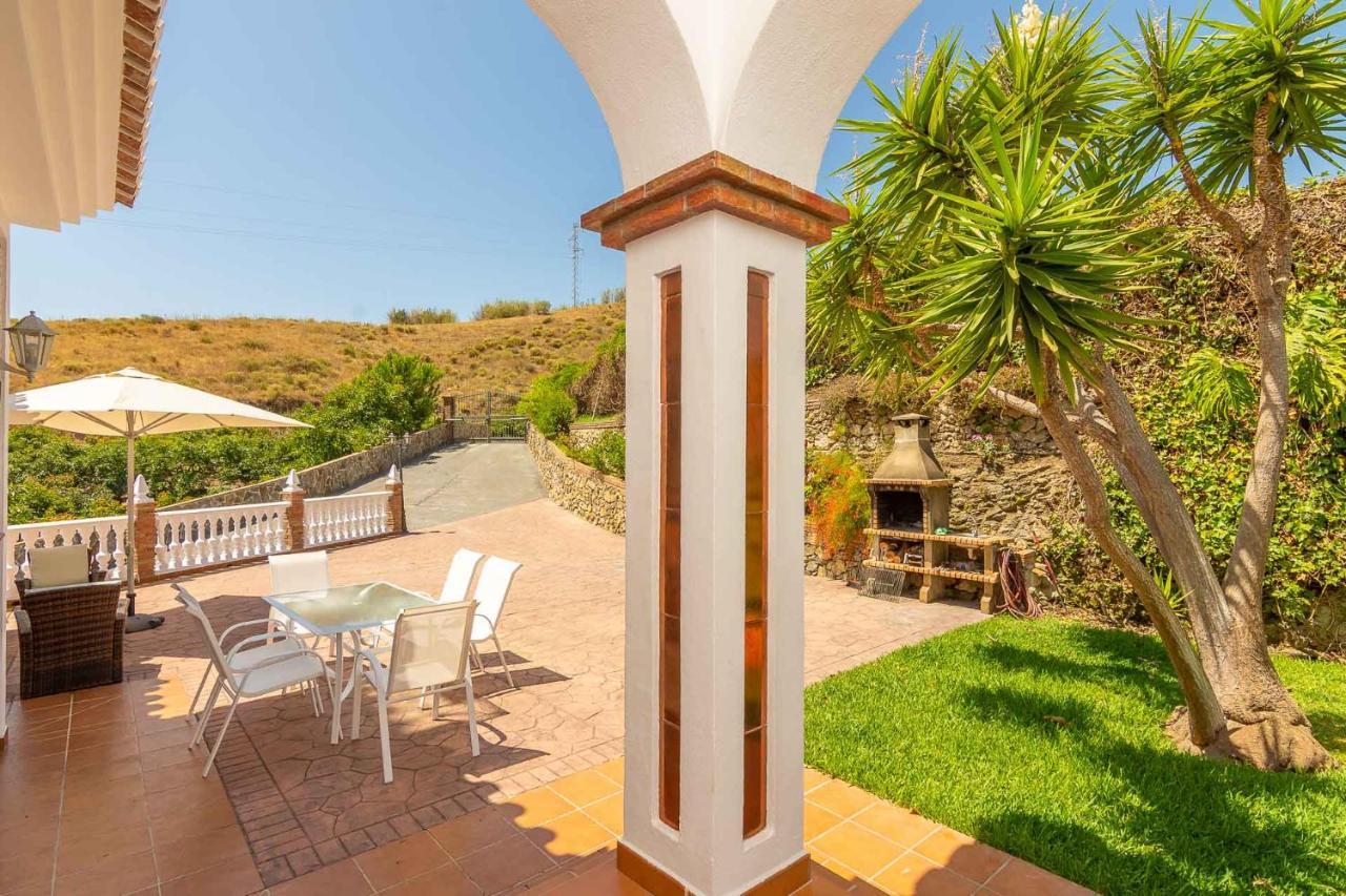 Villa Andalucia: Cerca De Todo, Intimidad Y Espacio Nerja Esterno foto