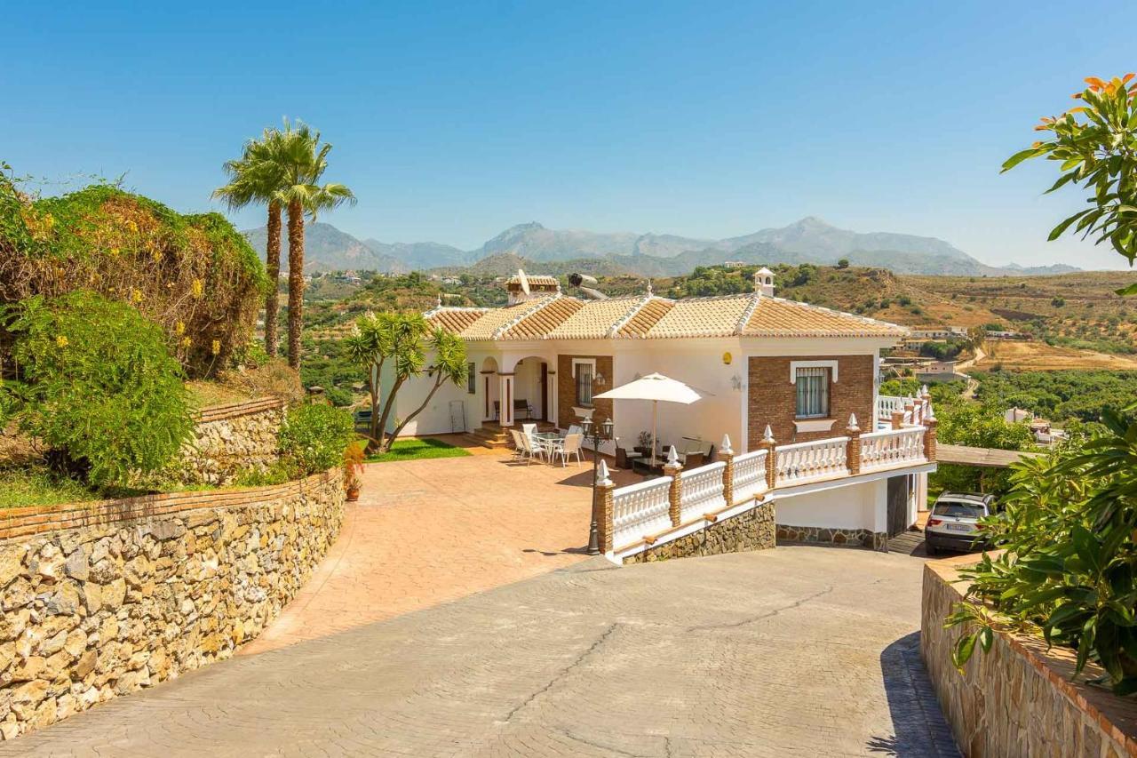 Villa Andalucia: Cerca De Todo, Intimidad Y Espacio Nerja Esterno foto